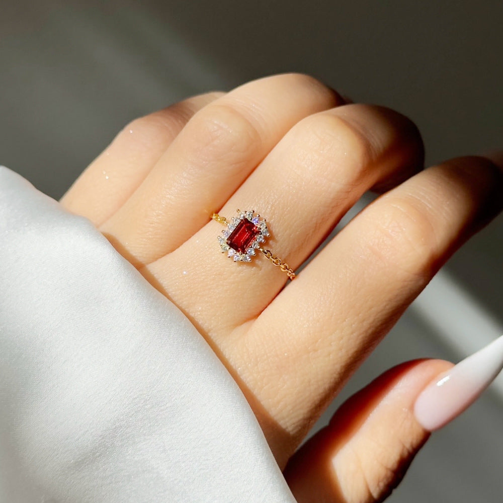 New Small Sugar Cube Copper Plated Chain Ring For Women Retractable Index Finger Ring Temperament Versatile Niche Cold Trend