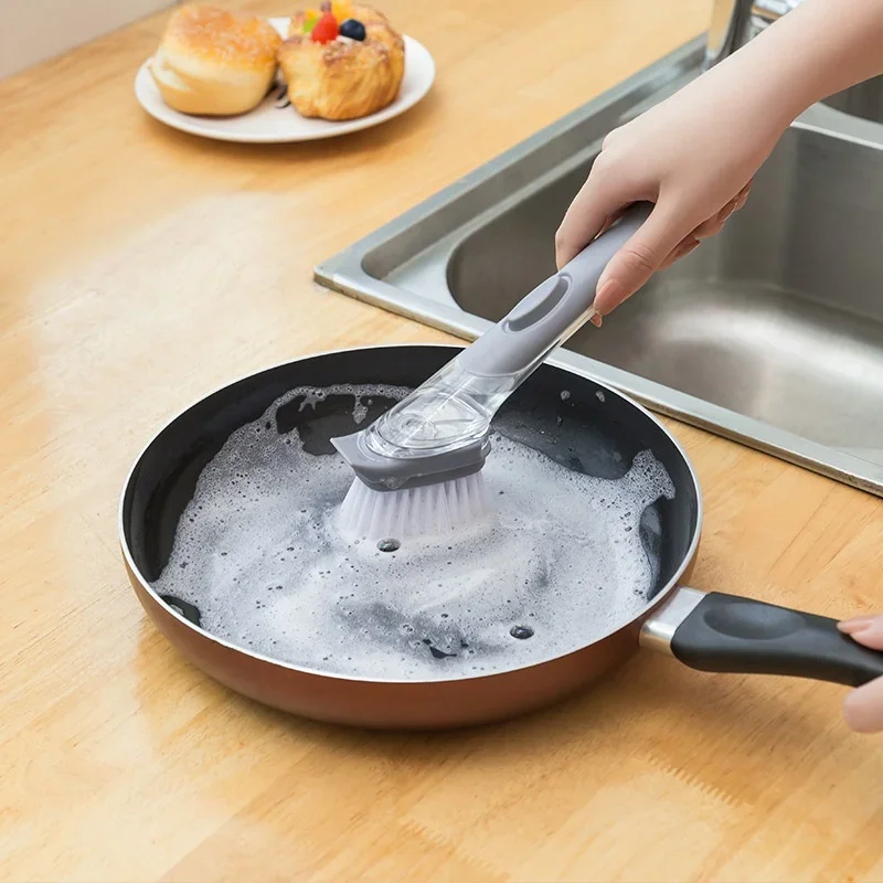 HAND PRESS LIQUID BRUSH